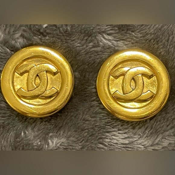 SOLD Chanel Logo Clip On Statement Earrings - Picture 3 of 8